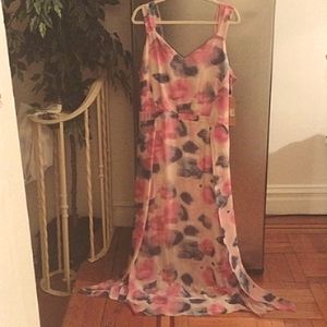 🌟NWT🌟 Rachel Roy Maxi Dress!!!😍🌷